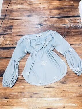 LOFT Flowy Light Blue Off-Shoulder Peasant Blouse with Lantern Sleeves.  Small